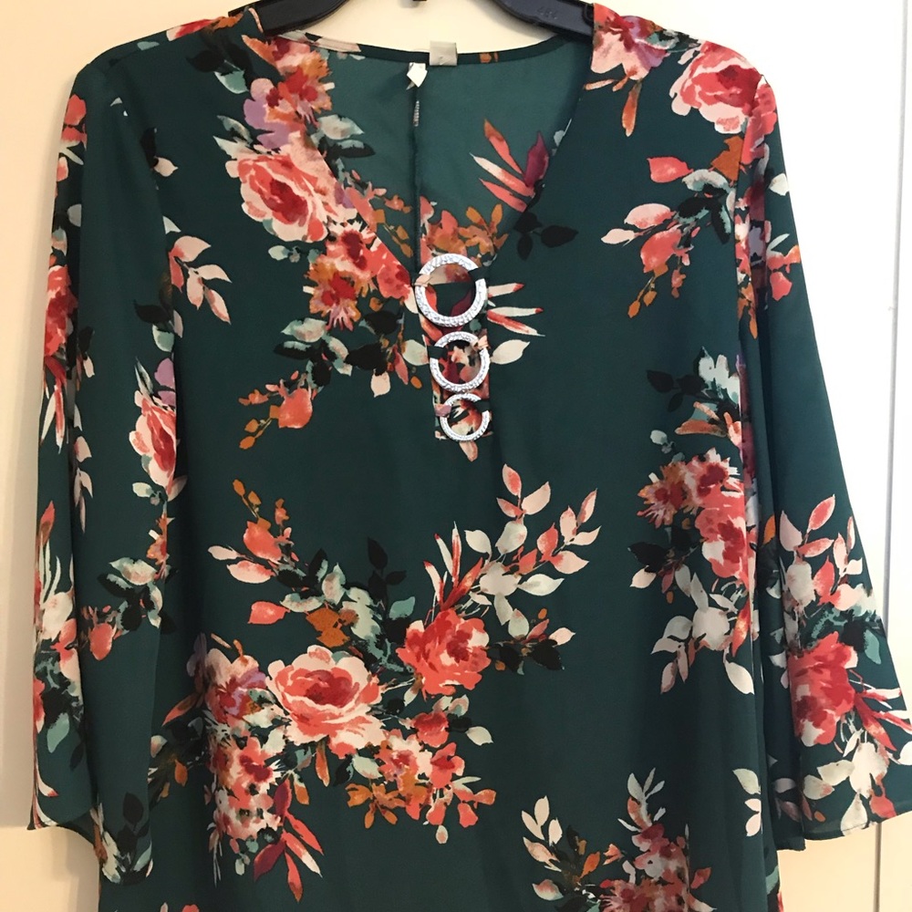 Floral top cato